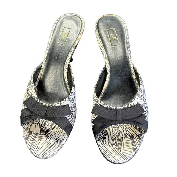 Anne Klein y2k 90s Black White Abstract Roses Open Toe Kitten Heels 7.5 - Picture 4 of 9